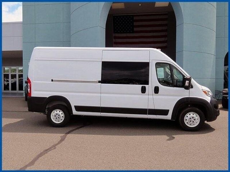 2023 RAM ProMaster 2500 High RoofImage 2