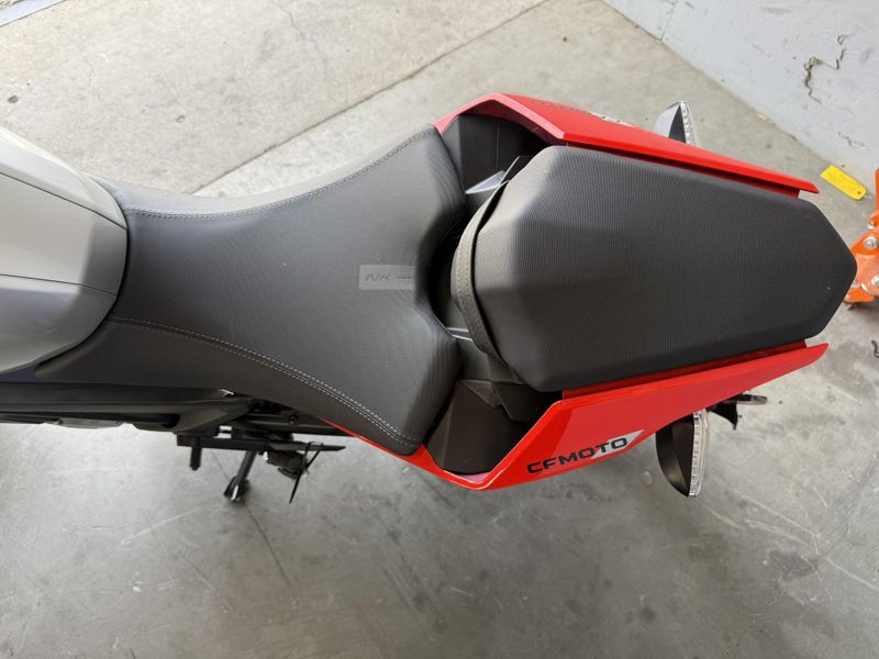 New 2025 CFMOTO 300NK Image 8
