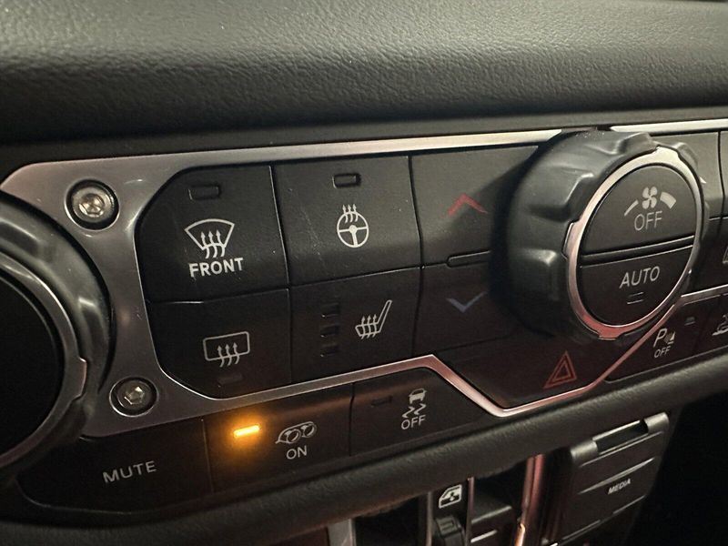 2024 Jeep Wrangler Rubicon 392Image 15