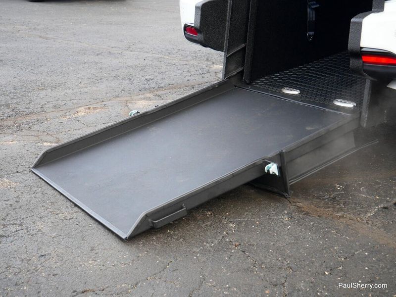 New 2026 Chrysler Voyager LX