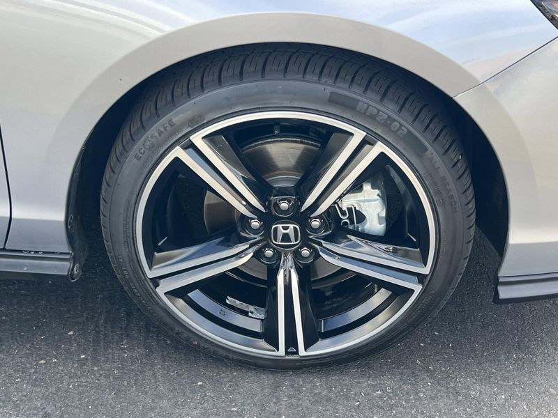 Used 2023 Honda Accord Hybrid SportImage 28