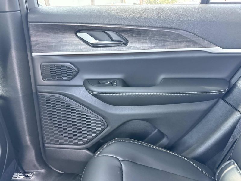 New 2026 Jeep Grand Cherokee Limited 4x4