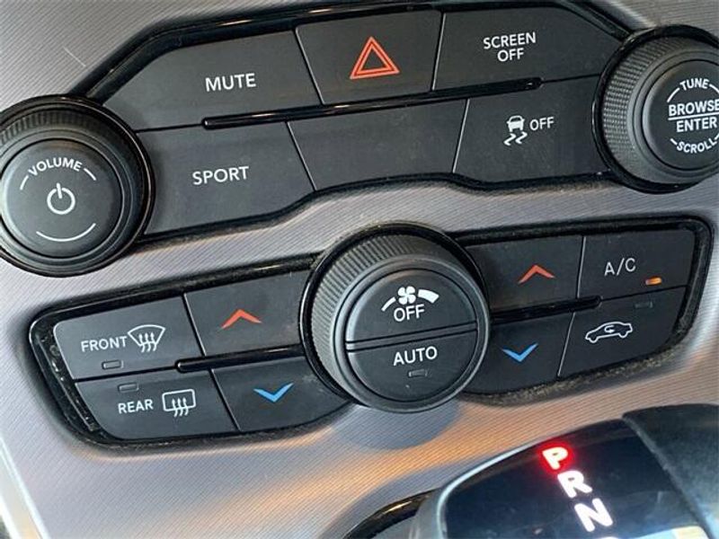 2021 Dodge Challenger SXTImage 26