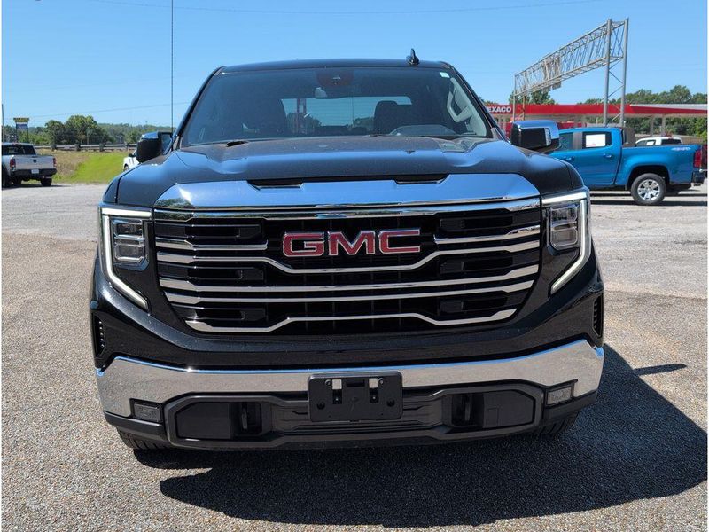 Used 2025 GMC Sierra 1500 SLTImage 8