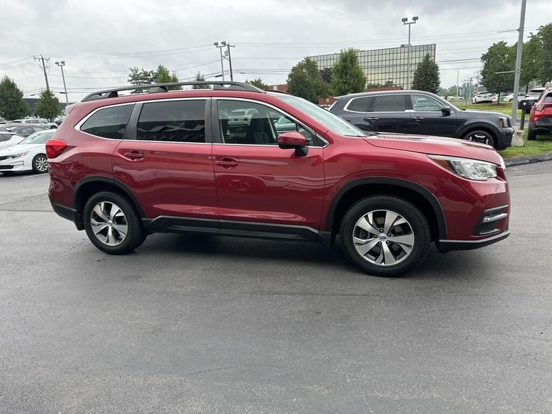 Used 2019 Subaru Ascent PremiumImage 4