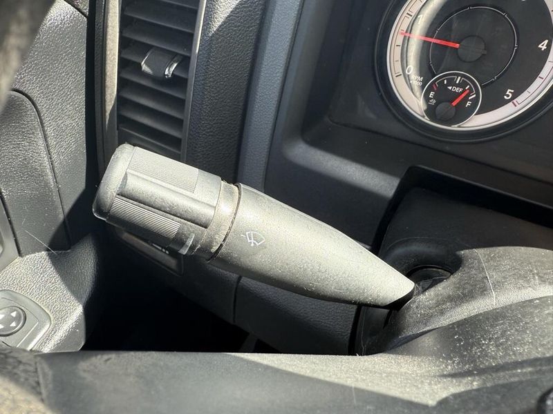 2013 Ram 2500 Tradesman photo 17