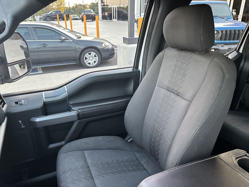 Used 2019 Ford F-150 XLTImage 25
