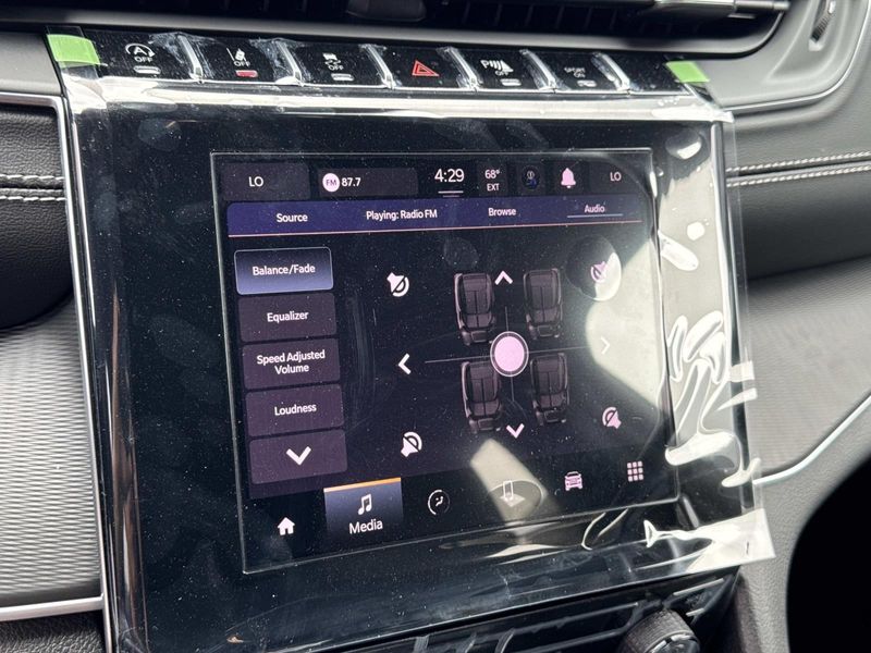 New 2026 Jeep Grand Cherokee L Laredo 4x2