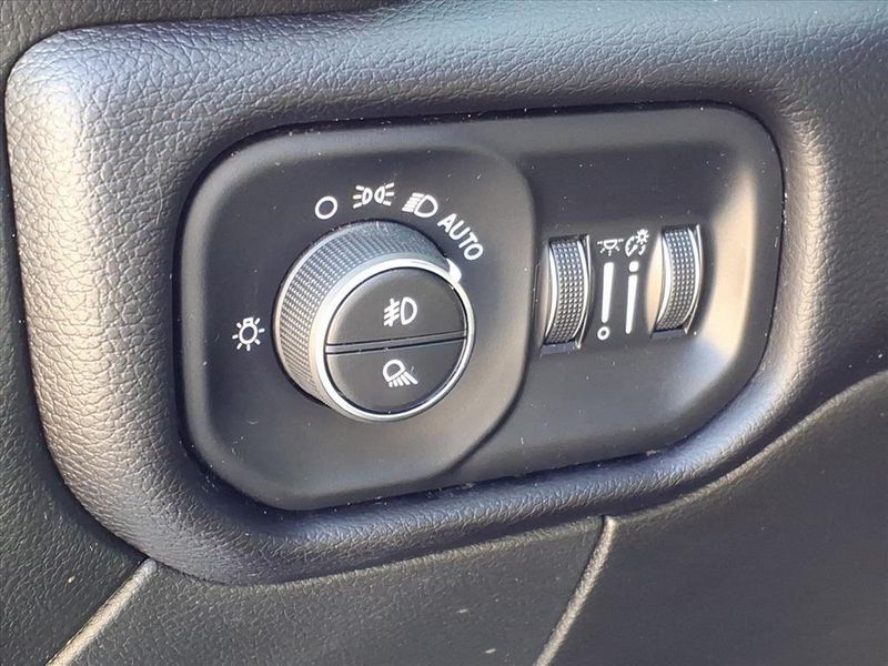 Used 2024 RAM 3500 LaramieImage 18