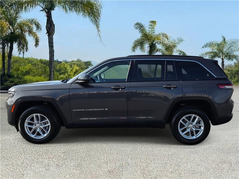 Used 2025 Jeep Grand Cherokee Laredo X 4x2