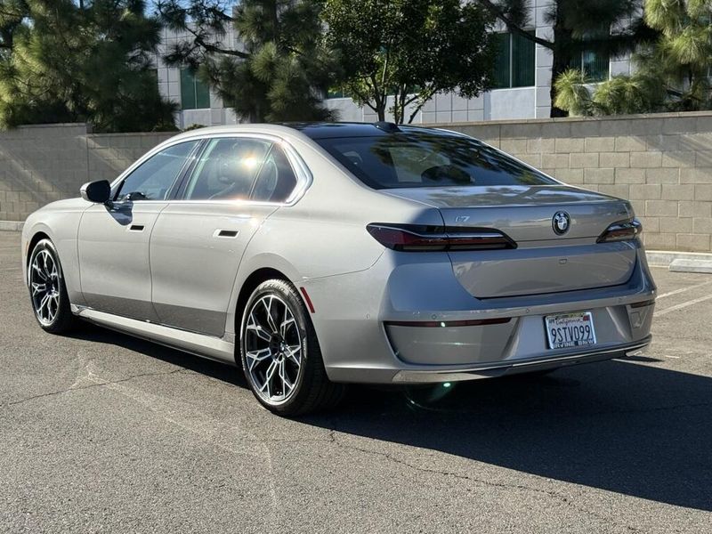 Used 2025 BMW i7 eDrive50Image 10