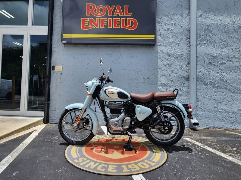 New 2024 Royal Enfield CLASSIC 350 Image 1