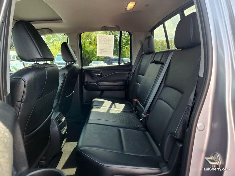 2017 Honda Ridgeline RTL-E photo 46