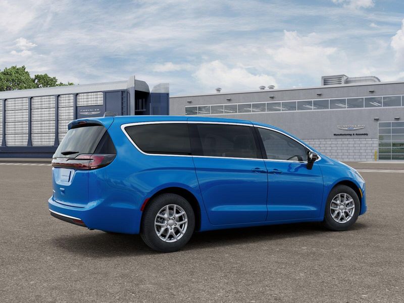 New 2027 Chrysler Pacifica Select
