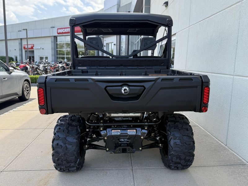 2025 Can-Am DEFENDER XT HD9Image 5