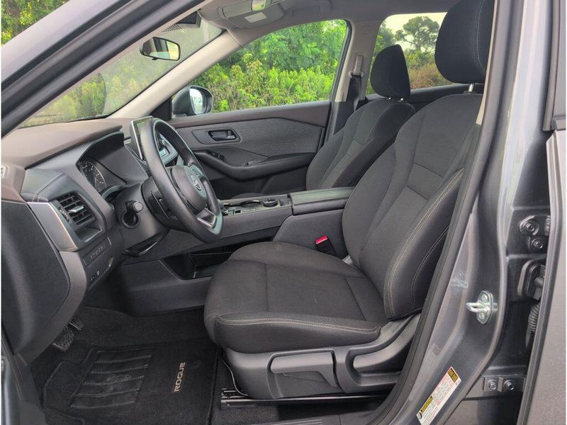 Used 2023 Nissan Rogue SImage 10