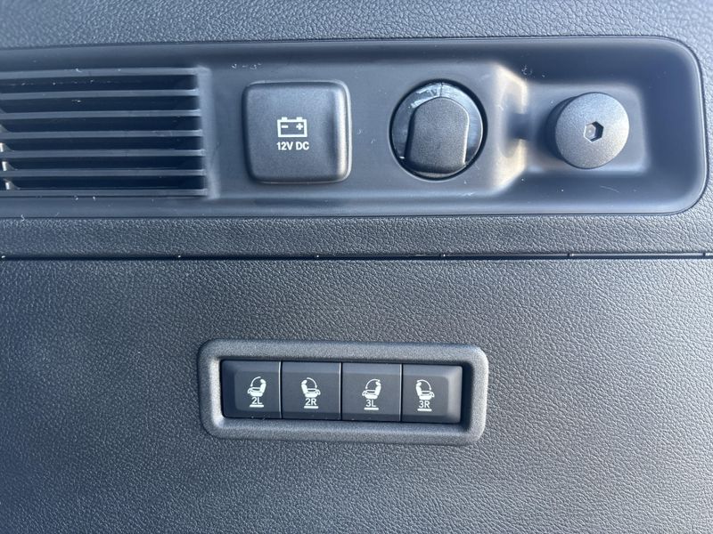 2026 Jeep Grand Wagoneer Limited Altitude 4x4Image 12