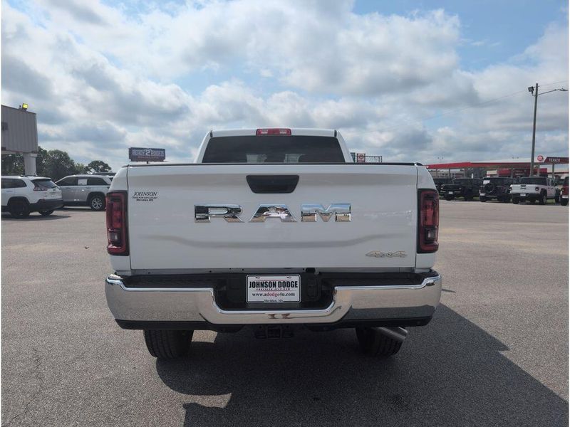2025 RAM 2500 Tradesman Crew Cab 4x4 6