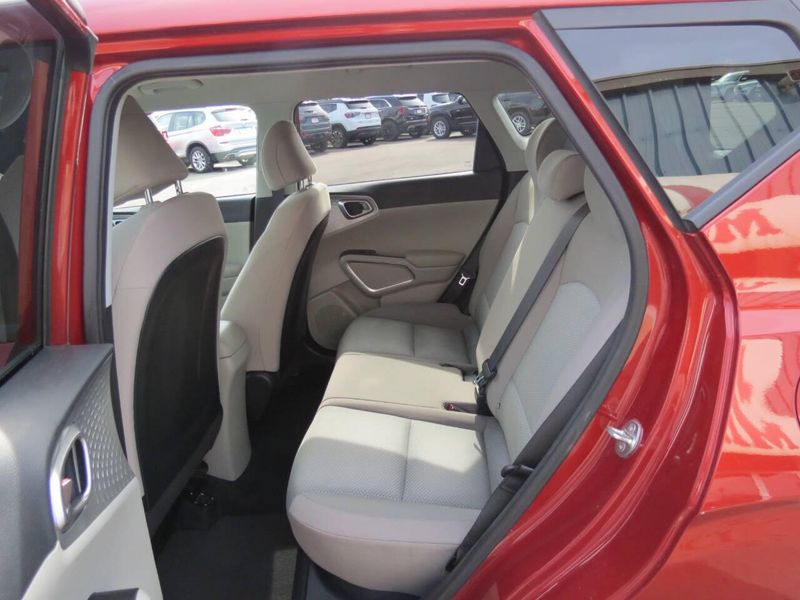 2023 Kia Soul LX 4dr CrossoverImage 31
