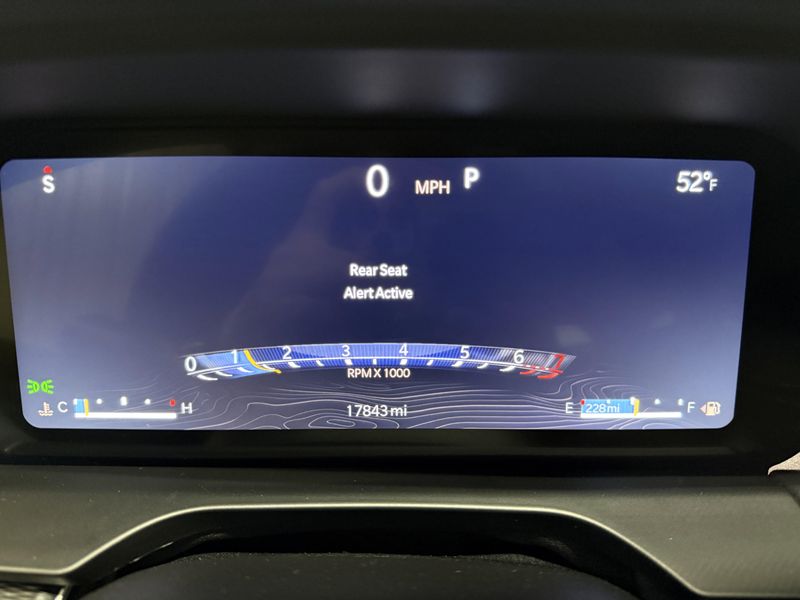 Used 2024 Jeep Grand Cherokee AltitudeImage 29