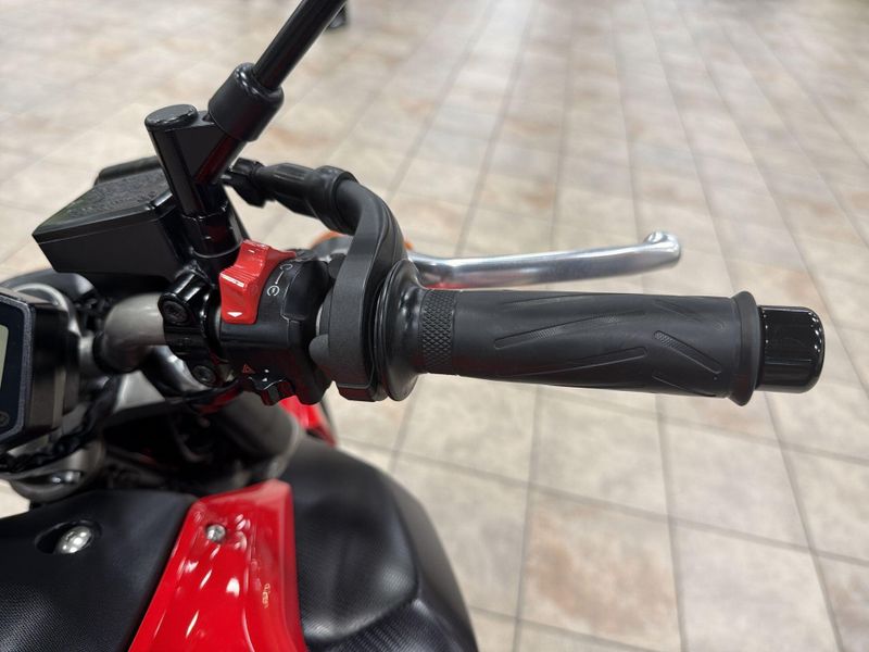Used 2017 Yamaha FZ-07 Image 24