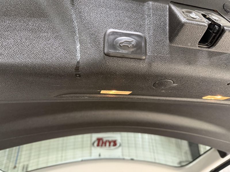 Used 2016 GMC Acadia SLTImage 8