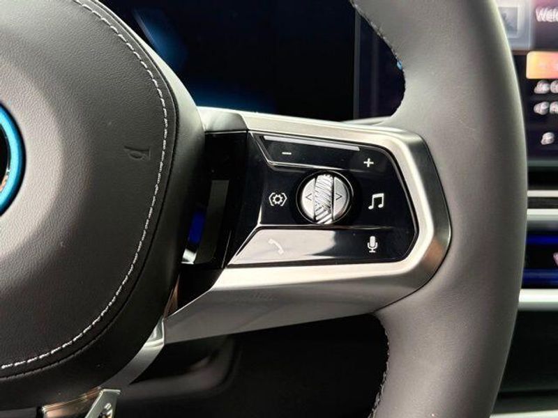 New 2026 BMW i7 xDrive60Image 21