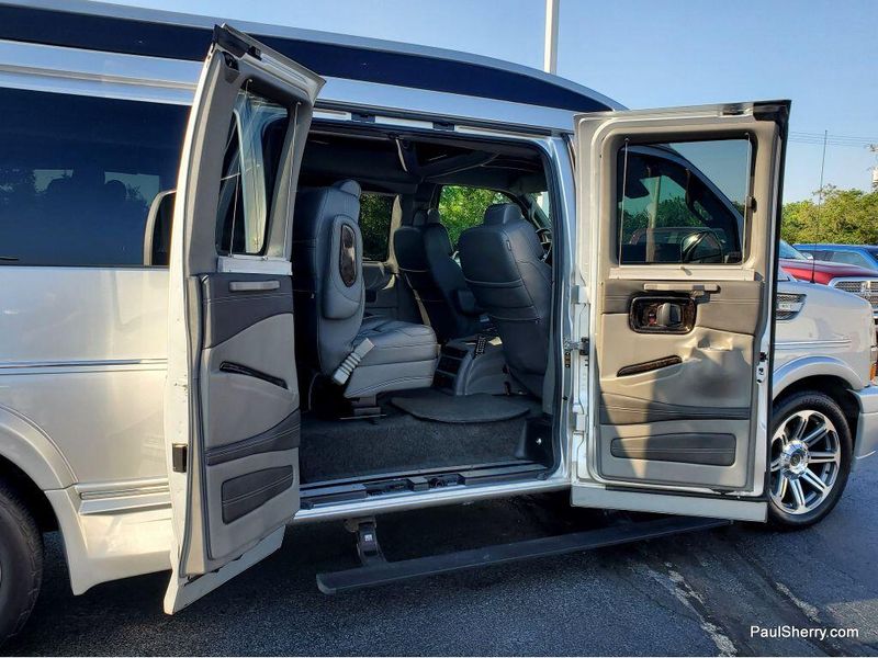 2020 Chevrolet Express Cargo Image 10