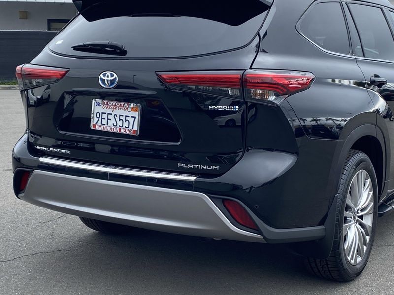 2022 Toyota Highlander PlatinumImage 5