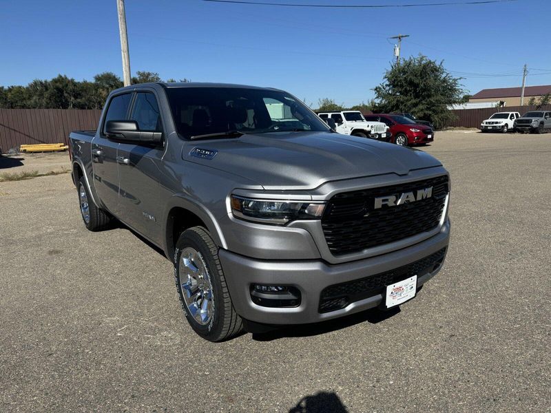 2025 RAM 1500 Big HornImage 2