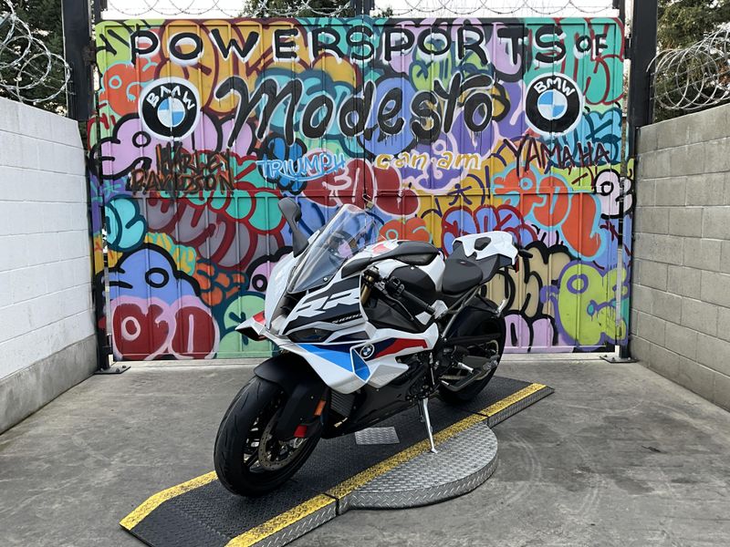 New 2026 BMW S 1000 RR Image 1