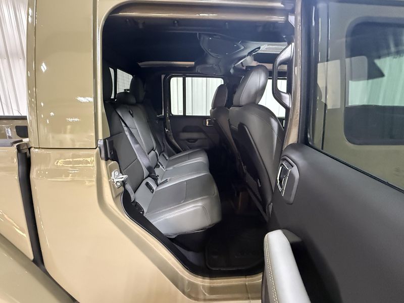 New 2026 Jeep Gladiator Mojave X 4x4Image 7