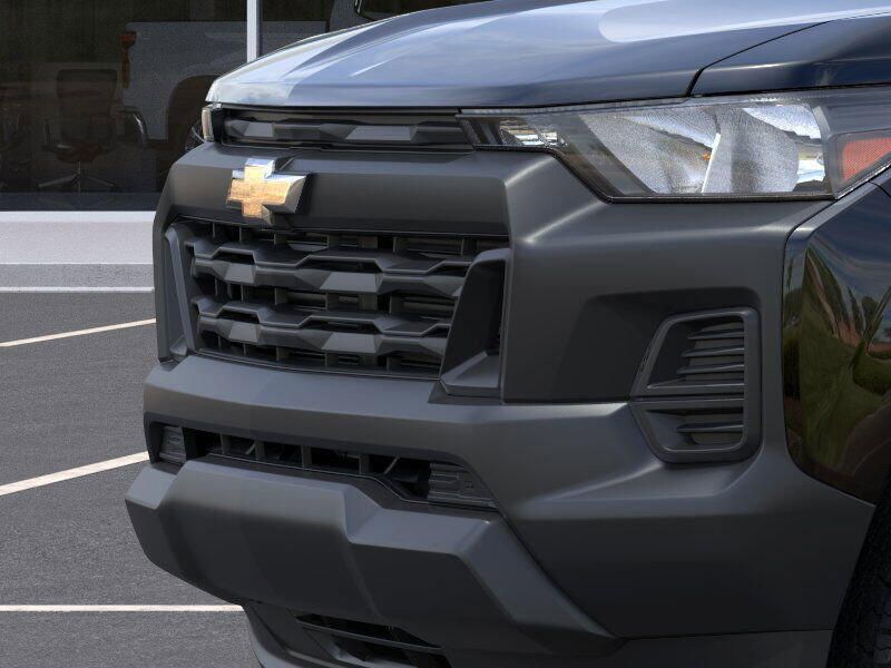 New 2025 Chevrolet Colorado 2WD Work TruckImage 13