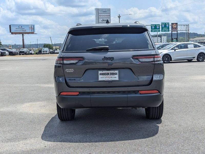 2024 Jeep Grand Cherokee L Altitude 4x4Image 4