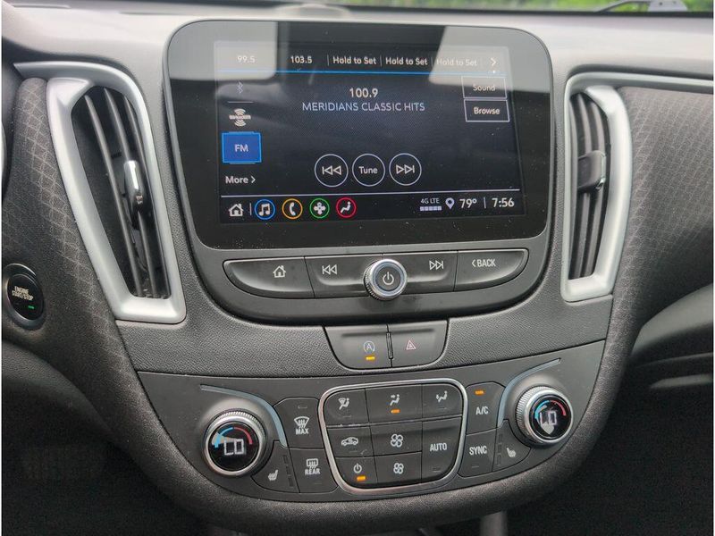 Used 2024 Chevrolet Malibu LTImage 12