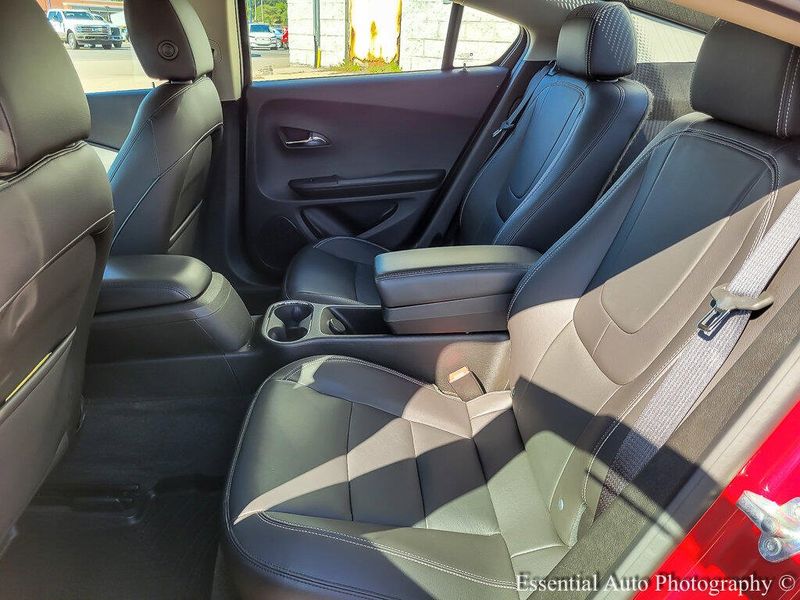 2013 Chevrolet Volt Base photo 9