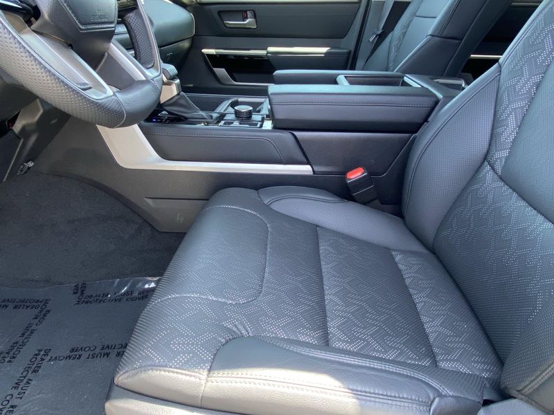 2024 Toyota Tundra LimitedImage 17