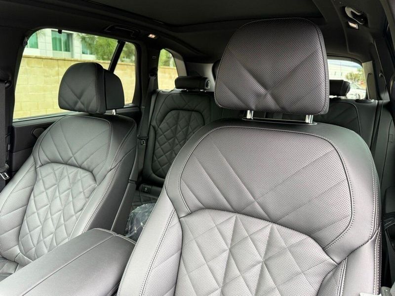 New 2026 BMW X5 M60iImage 20