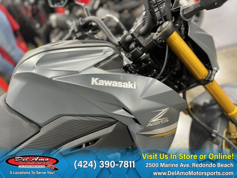 2024 Kawasaki Z125 PROImage 31