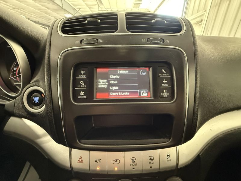 Used 2016 Dodge Journey SXTImage 32