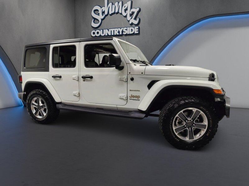 Used 2020 Jeep Wrangler Unlimited Sahara 4X4 w/NavigationImage 3
