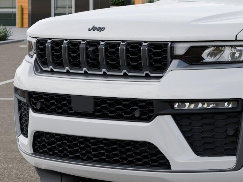 New 2027 Jeep Grand Cherokee Limited Reserve 4x4Image 11