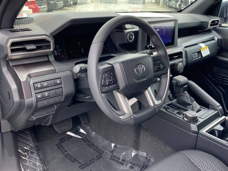 New 2025 Toyota 4Runner SR5Image 13