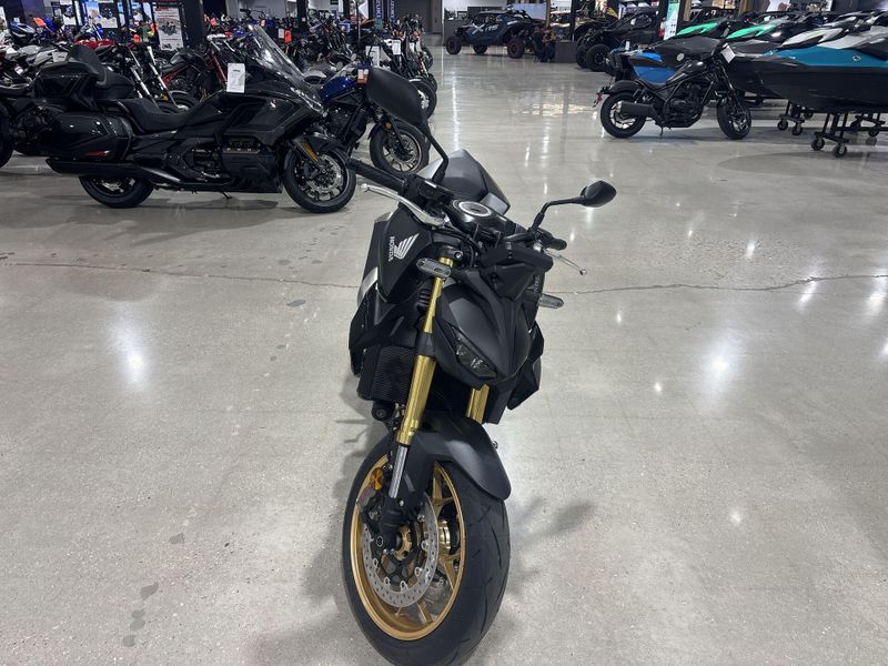 New 2026 Honda CB1000 HORNET SP Image 14