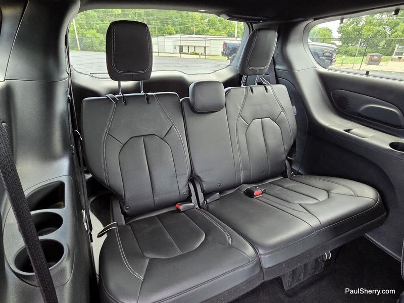 Used 2021 Chrysler Pacifica Touring L S