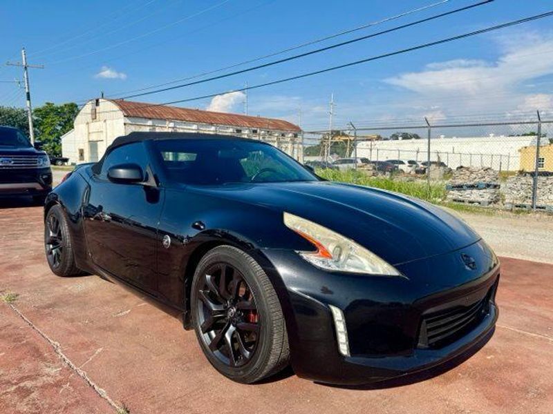 Used 2016 Nissan 370Z TouringImage 4