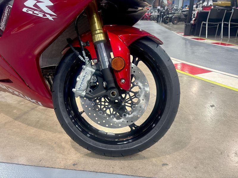 New 2027 Suzuki GSX-R750 Image 16