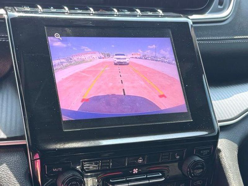 Used 2025 Jeep Grand Cherokee L Altitude XImage 19