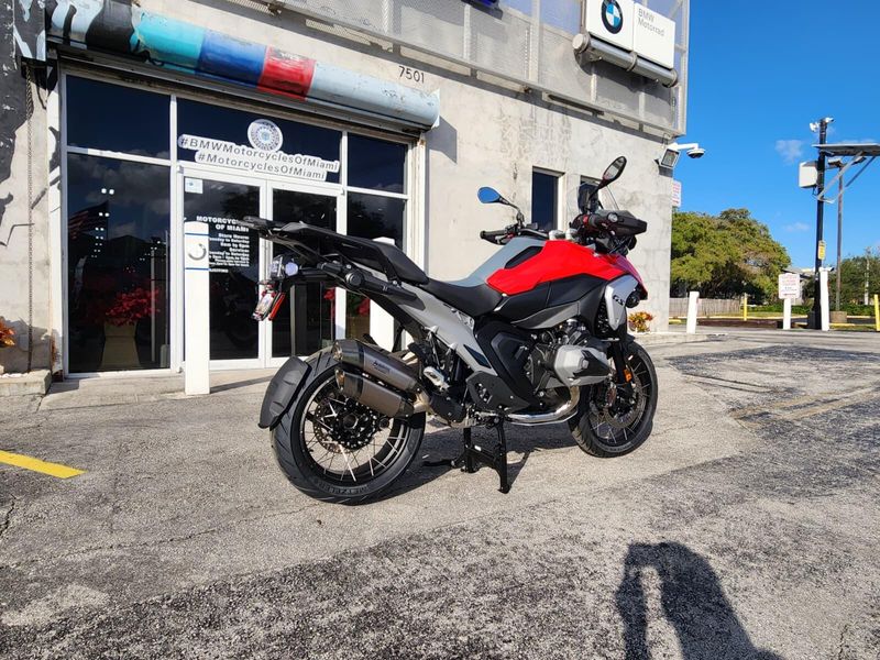 2026 BMW R 1300 GSImage 12