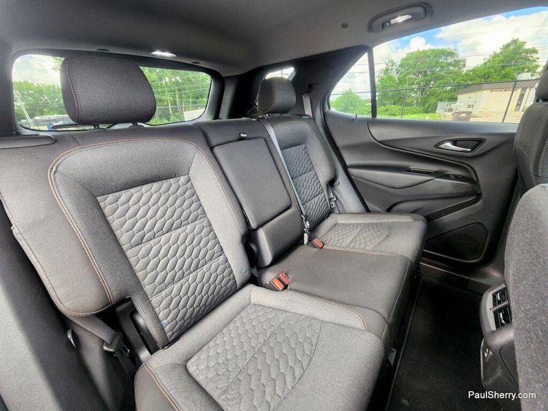 Used 2021 Chevrolet Equinox LT